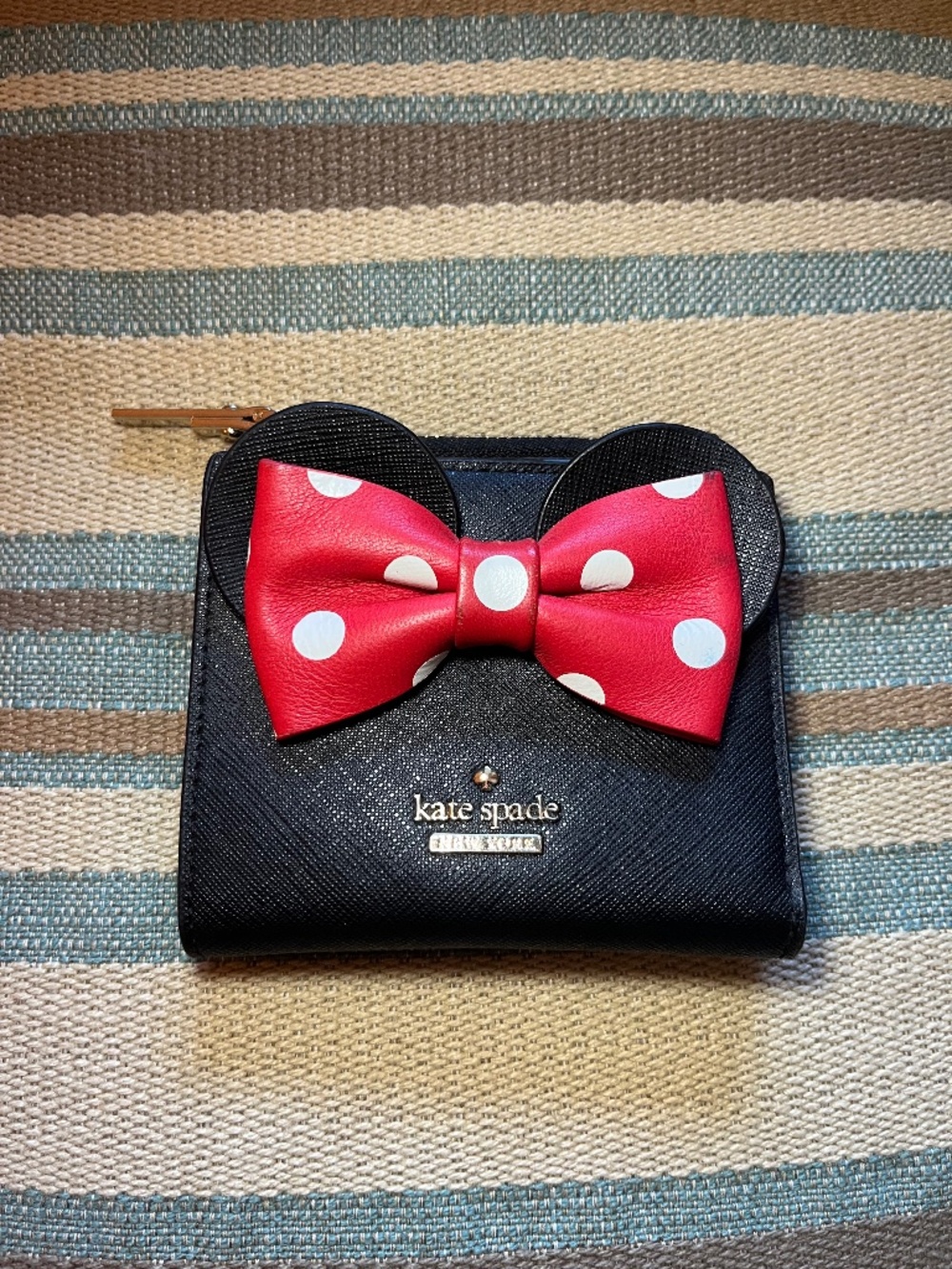 Kate Spade Disney Minnie Mouse Leather Compact Wallet - Picture 1 of 4